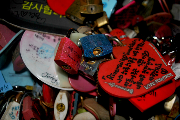 South Korea 4 Days Budget Itinerary - Locks of Love