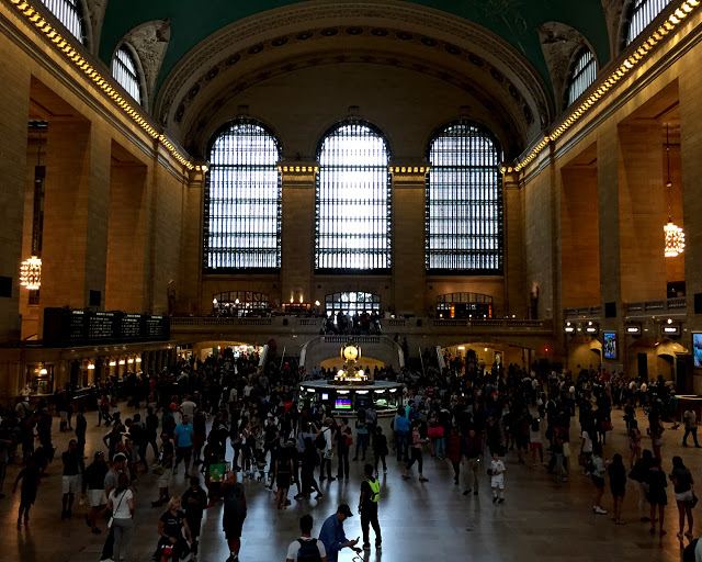 solo backpacking New York City - Grand Central