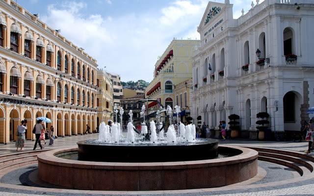 Senado Square