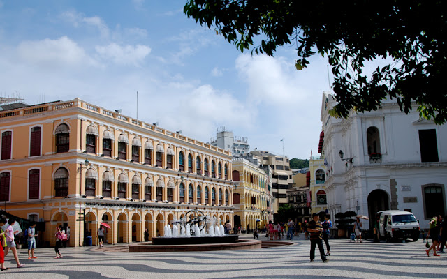 Senado Square