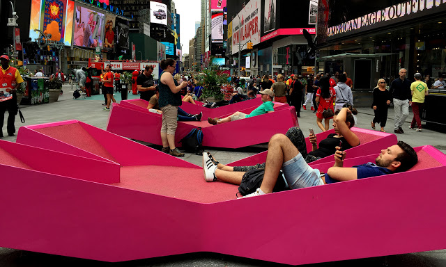 solo backpacking New York City - Time's Square