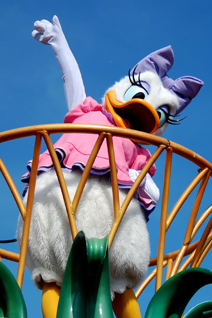 DisneyLand Resort Waterworks Parade