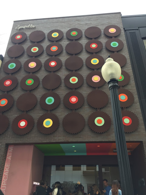 Sprinkles ATM cupcake