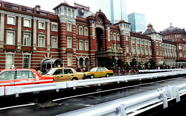 Tokyo station