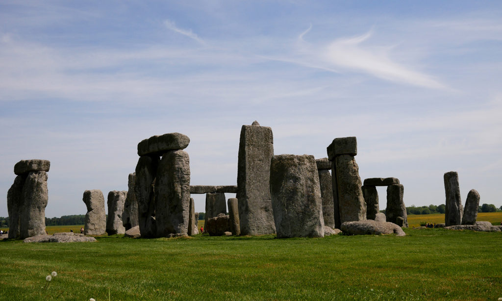 Stonehenge and Bath Day Trip from London