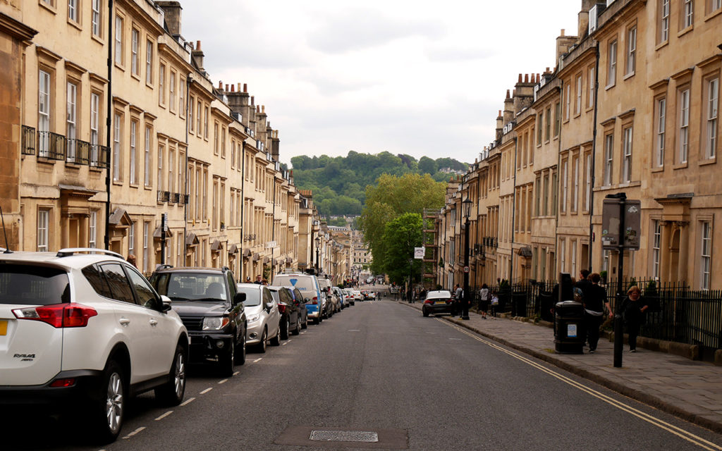 Stonehenge and Bath Day Trip from London