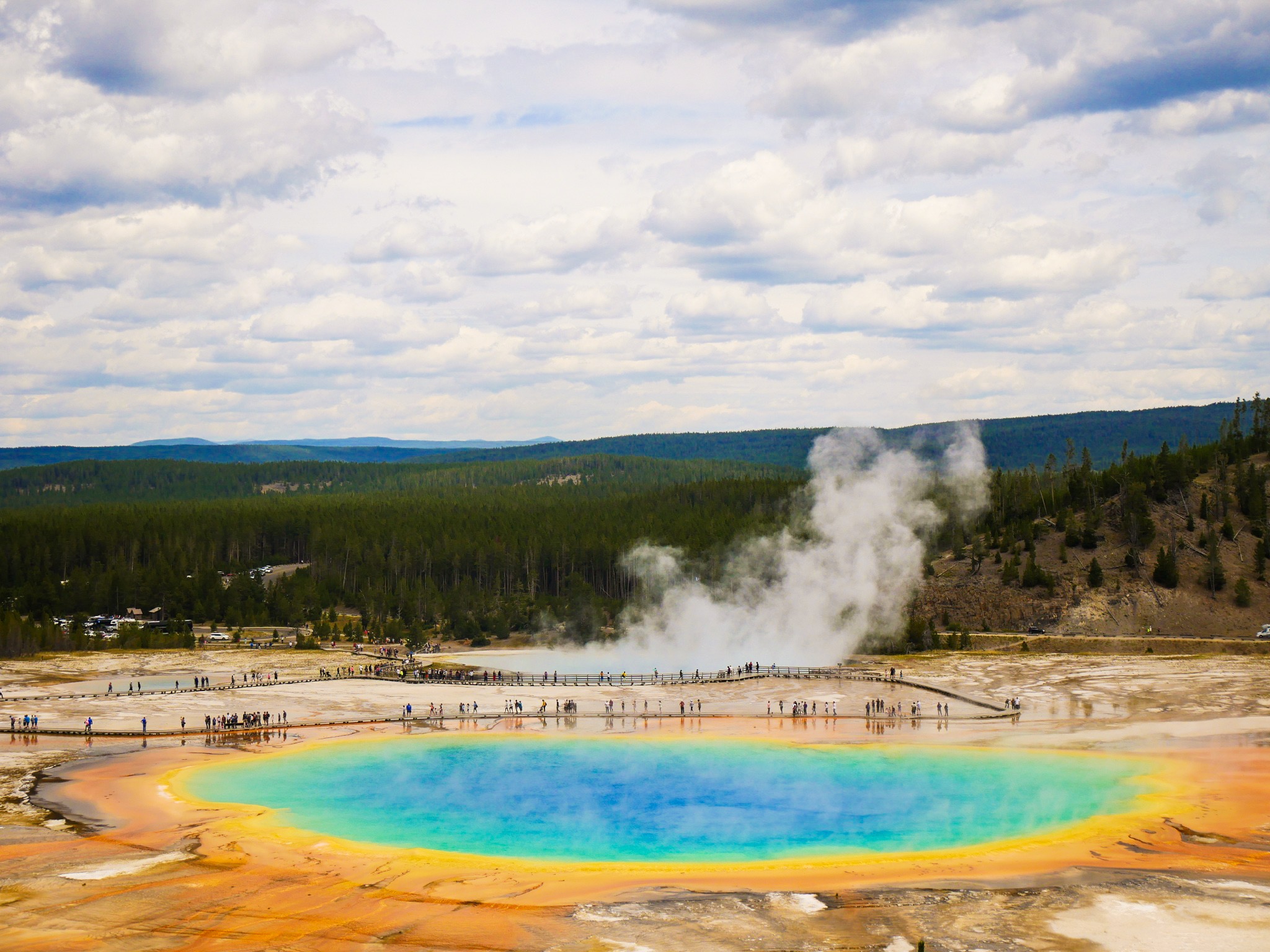 Yellowstone National Park 2-Day Itinerary