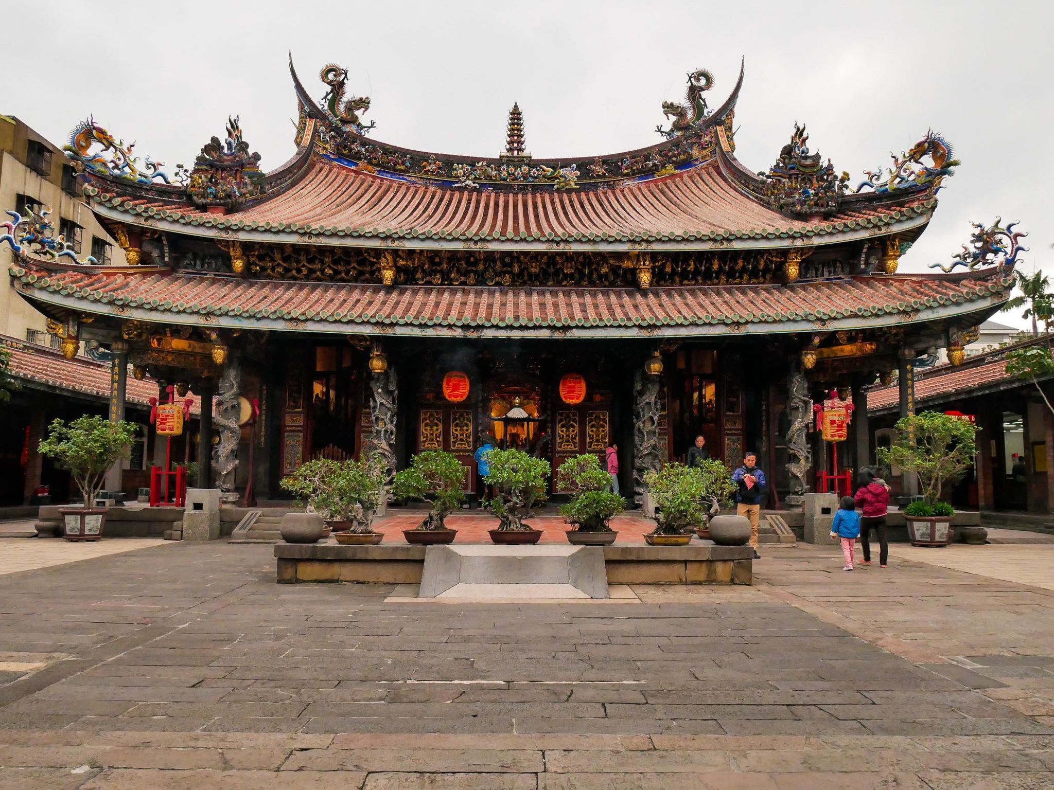 Dalongdong Bao’an Temple